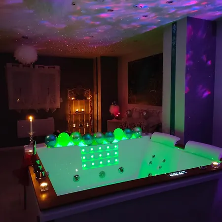 Loft Avec Baignoire Lécrin Romantique