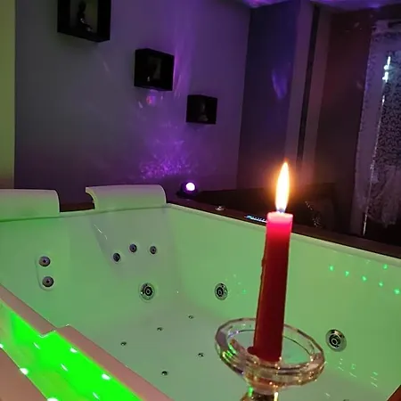 Loft Avec Baignoire Lécrin Romantique 3*